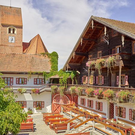 Отель Gutshof Uttlau Haarbach Экстерьер фото